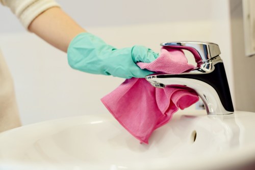 Professional upholstery cleaning in Crystalpalace for a fabric sofa