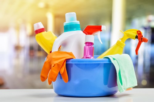 Final closure of a cleaning complaint with documented outcome