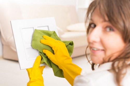 Deep cleaning tasks performed by Crystalpalace cleaners